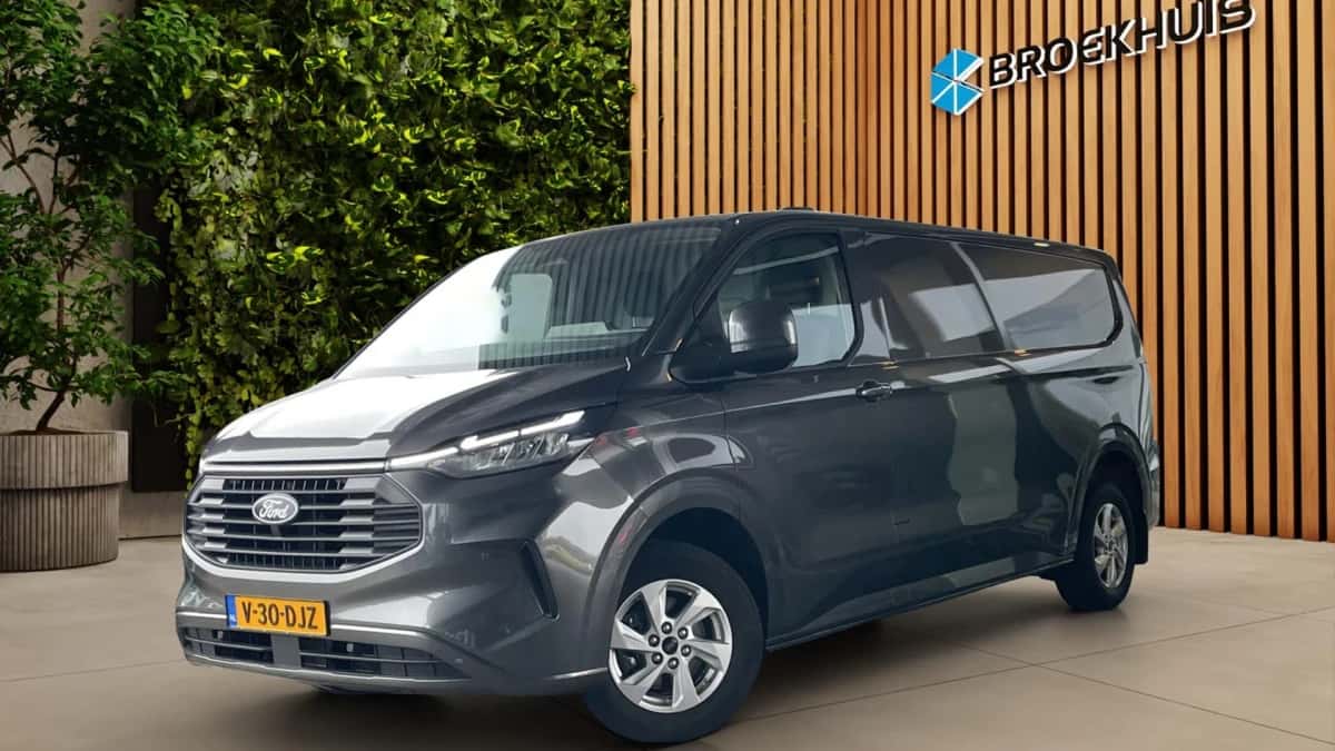 Ford Transit Custom (2024) — foto 1