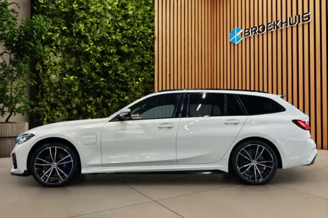 BMW 3-Serie (2022) thumbnail 3