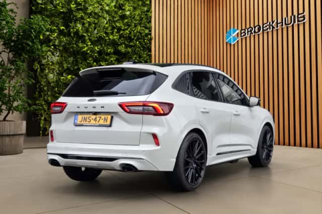 Ford Kuga (2026) thumbnail 2