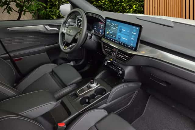 Ford Kuga (2026) thumbnail 3
