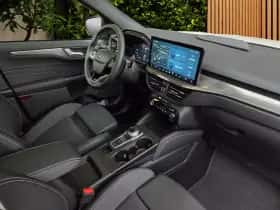 Ford Kuga (2026) thumbnail 3
