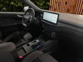 Ford Kuga (2025) thumbnail 3