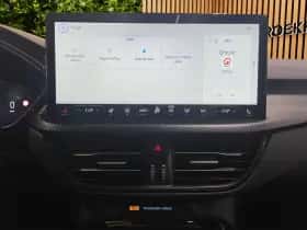 Ford Kuga (2025) thumbnail 23