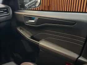 Ford Kuga (2025) thumbnail 27