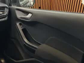 Ford Fiesta (2023) thumbnail 24