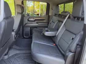 Chevrolet Silverado (2023) thumbnail 7
