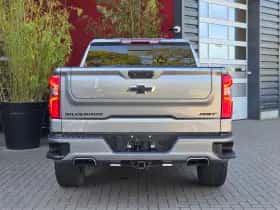 Chevrolet Silverado (2023) thumbnail 10