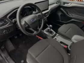 Ford Focus (2023) thumbnail 5