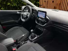 Ford Fiesta (2017) thumbnail 3