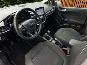 Ford Fiesta (2017) thumbnail 5