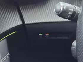 Peugeot 2008 (2022) thumbnail 13