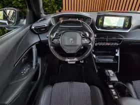 Peugeot 2008 (2022) thumbnail 10