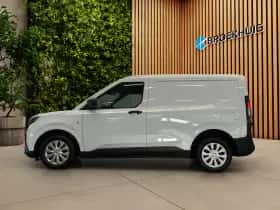 Ford Transit Courier (2024) thumbnail 4