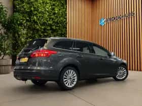 Ford Focus (2017) thumbnail 2