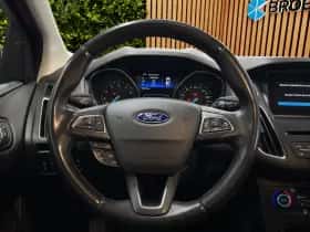 Ford Focus (2017) thumbnail 11