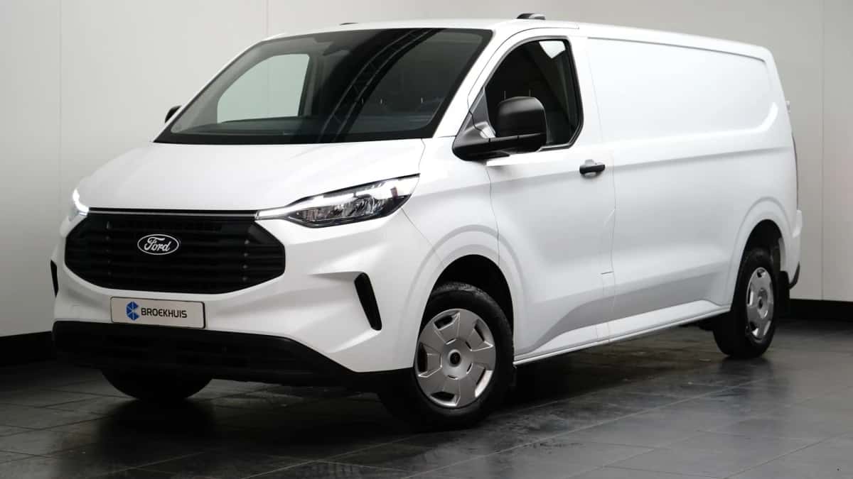 Ford Transit Custom (2024) — foto 1