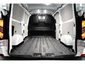 Ford Transit Custom (2024) thumbnail 9