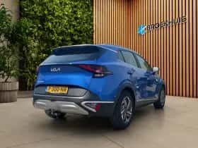 Kia Sportage (2022) thumbnail 2