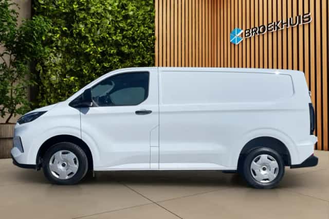 Ford Transit Custom (2024) thumbnail 4