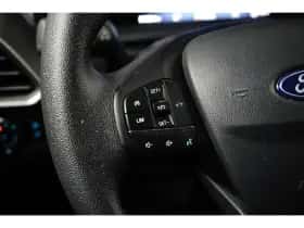 Ford Transit Courier (2024) thumbnail 15