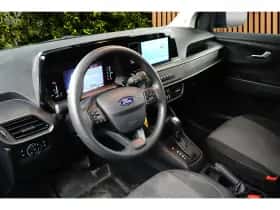 Ford Transit Courier (2024) thumbnail 3