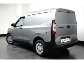 Ford Transit Courier (2024) thumbnail 5