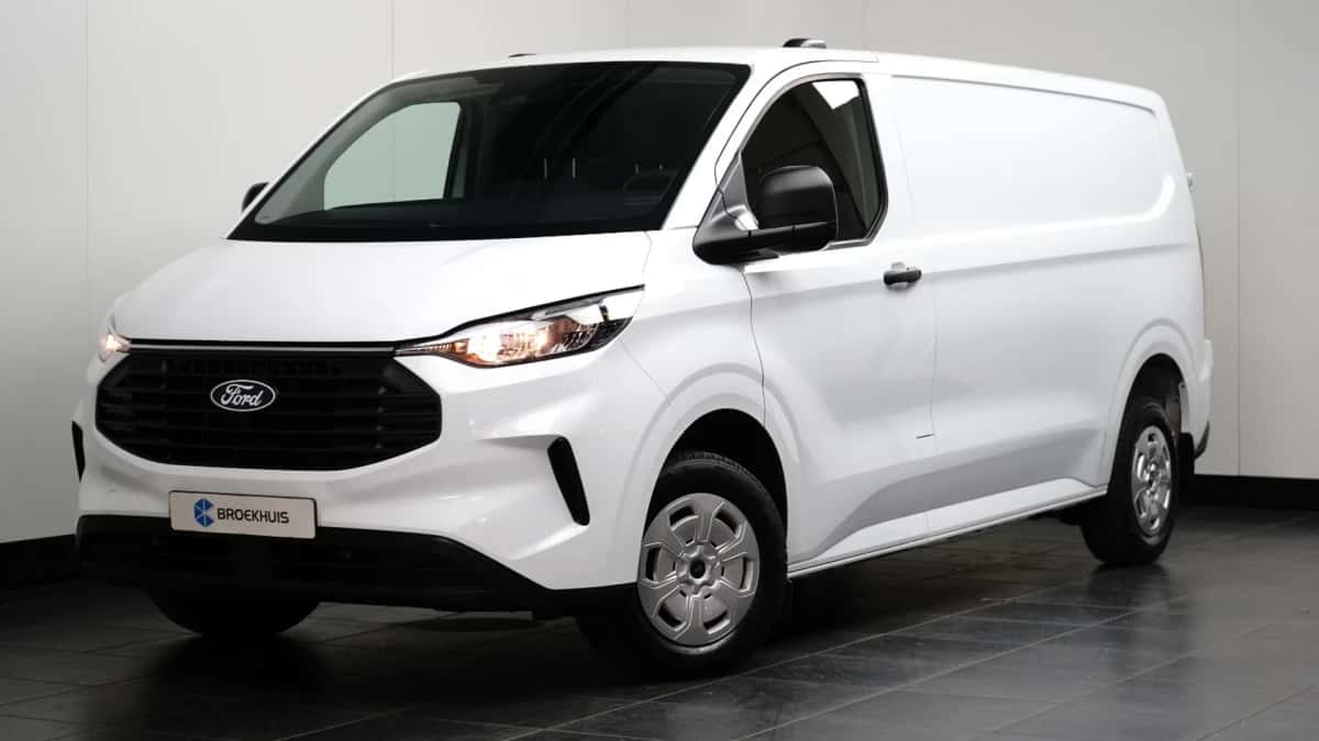 Ford Transit Custom (2024) — foto 1
