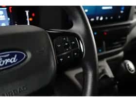 Ford Transit Custom (2024) thumbnail 13