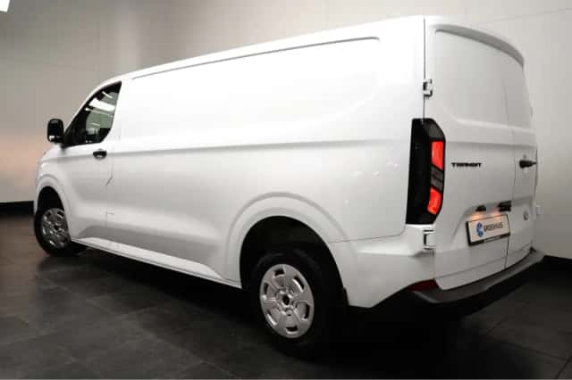 Ford Transit Custom (2024) thumbnail 5
