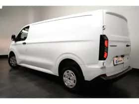 Ford Transit Custom (2024) thumbnail 5