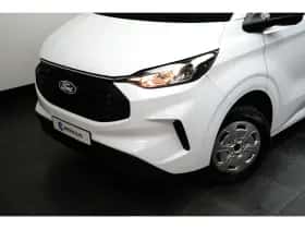 Ford Transit Custom (2024) thumbnail 10