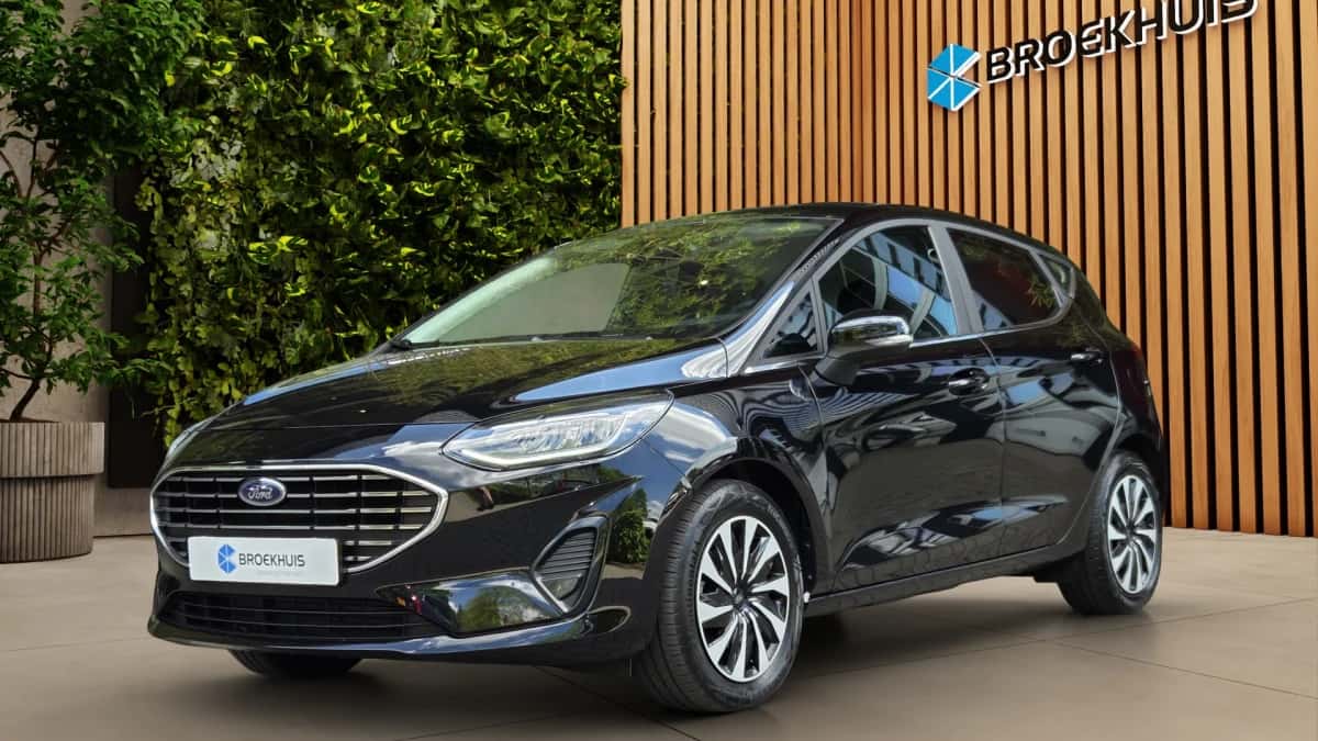 Ford Fiesta (2023) — foto 1