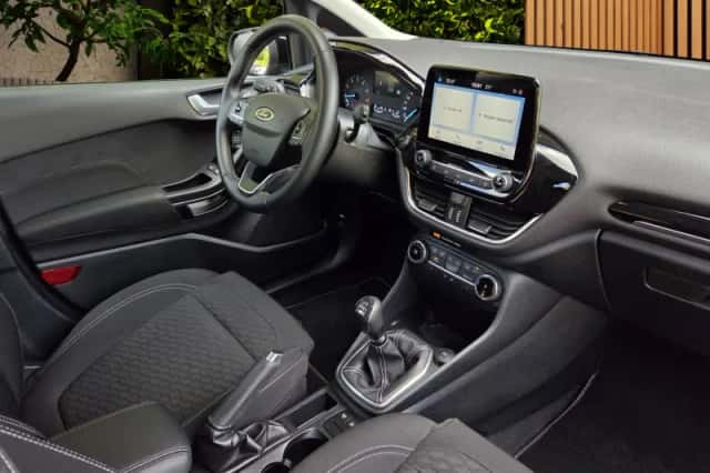Ford Fiesta (2023) thumbnail 3