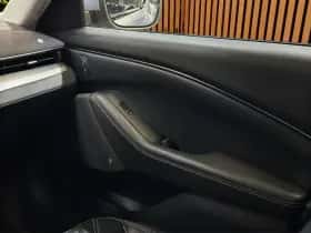 Ford Mustang Mach-E (2022) thumbnail 21
