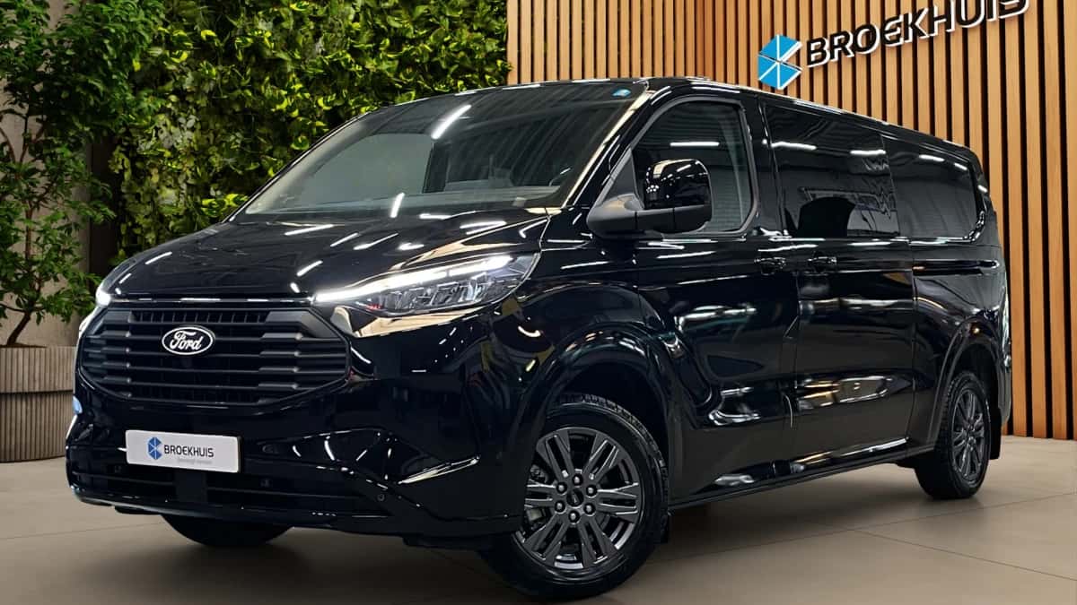 Ford Transit Custom (2025) — foto 1