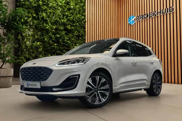 Ford Kuga (2021) thumbnail 1