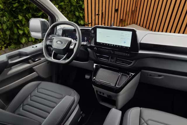 Ford Transit Custom (2026) thumbnail 3