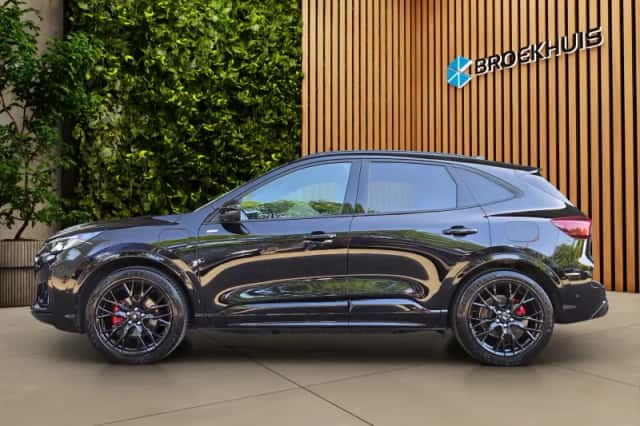 Ford Kuga (2024) thumbnail 4