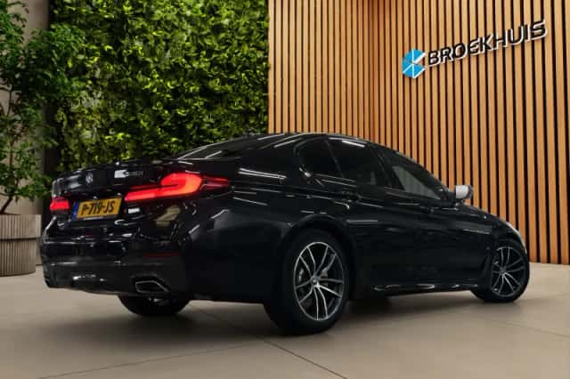 BMW 5-Serie (2022) thumbnail 2