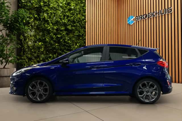 Ford Fiesta (2018) thumbnail 2