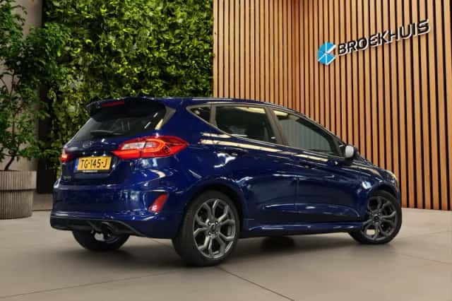 Ford Fiesta (2018) thumbnail 3