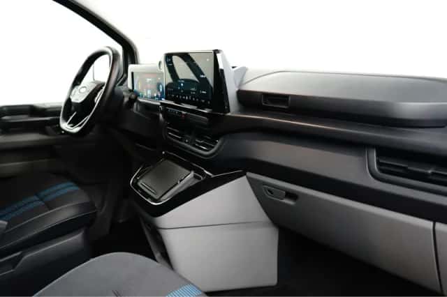Ford Transit Custom (2025) thumbnail 5