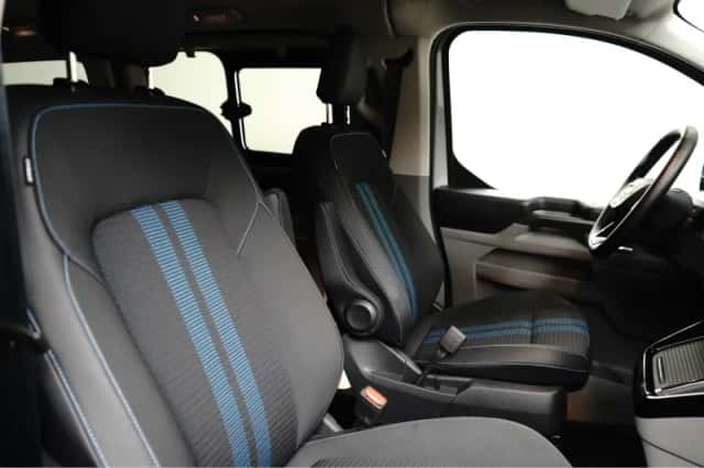 Ford Transit Custom (2025) thumbnail 6