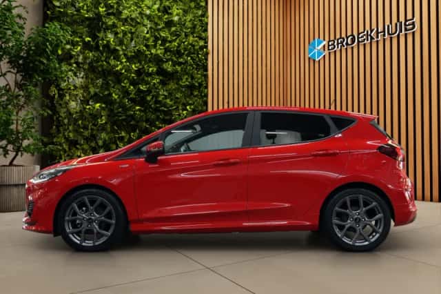 Ford Fiesta (2023) thumbnail 2