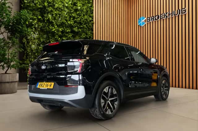Ford Explorer (2025) thumbnail 2
