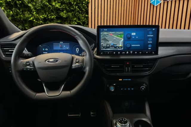 Ford Kuga (2024) thumbnail 5