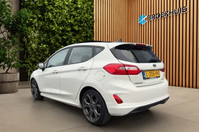 Ford Fiesta (2021) thumbnail 2
