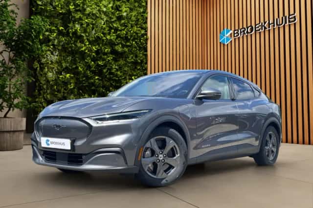 Ford Mustang Mach-E (2021) thumbnail 1