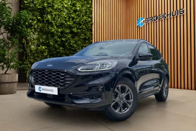 Ford Kuga (2023) thumbnail 1