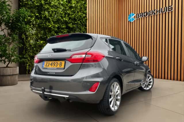 Ford Fiesta (2019) thumbnail 2